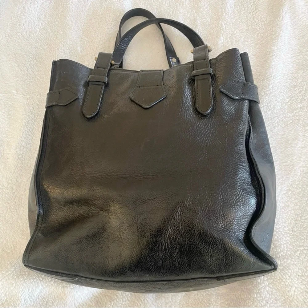 Mulberry Black Leather Top-Handle Tote with Gold Hardware - Picture 2 of 16